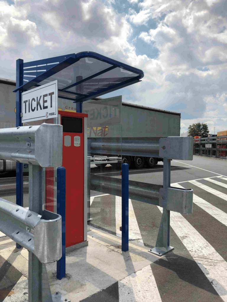 Self check-in kiosk